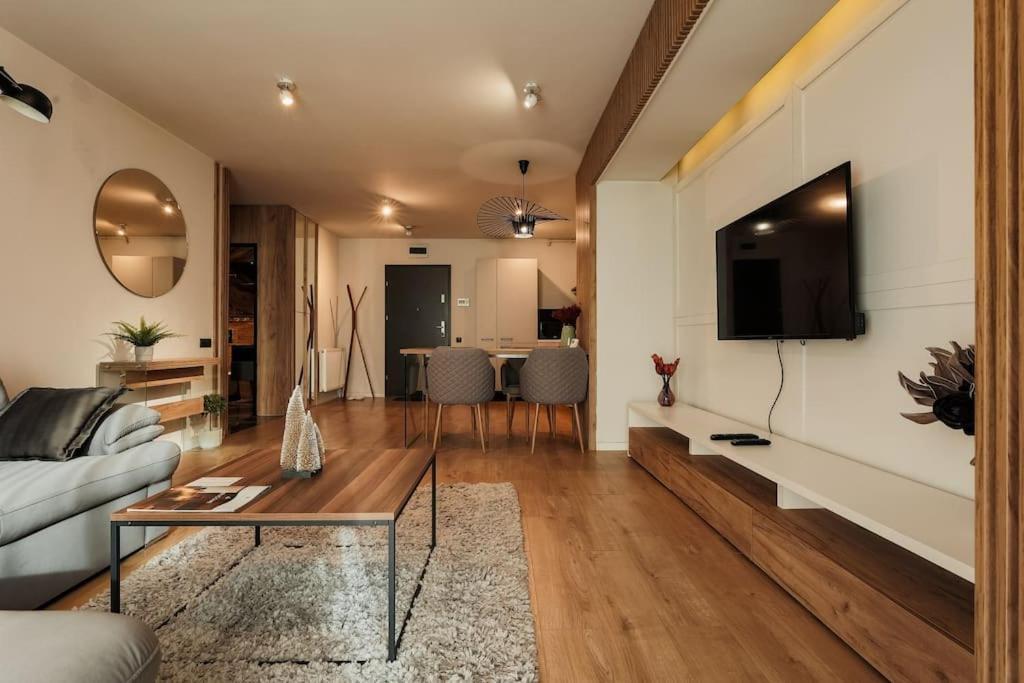 Nest Inn Magic Apartment 克卢日-纳波卡 外观 照片